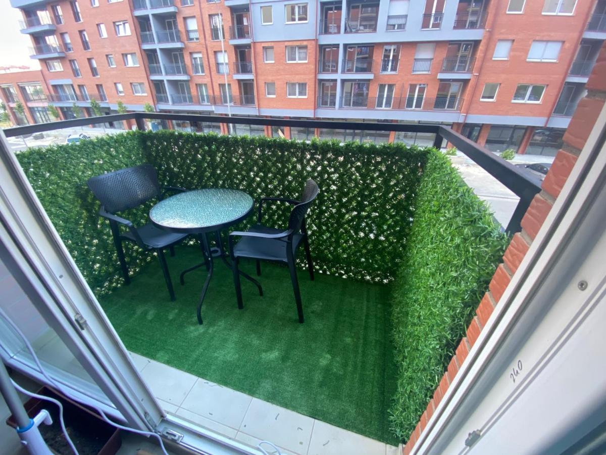 Prishtina Escape Apartments Пристина Екстериор снимка