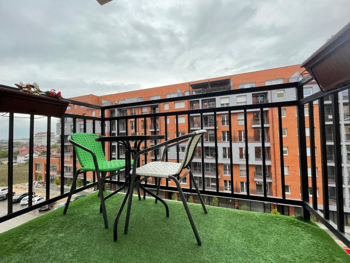 Prishtina Escape Apartments Пристина Екстериор снимка